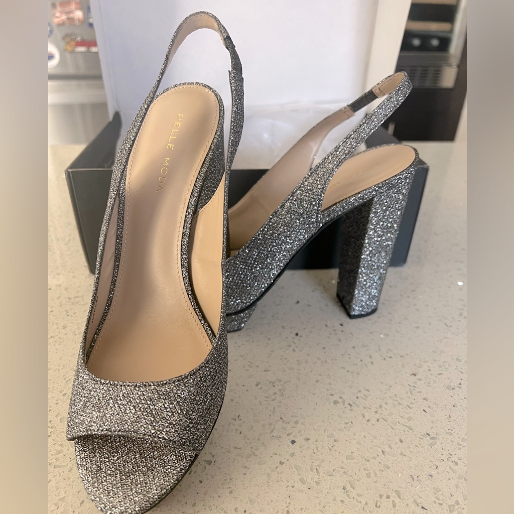 Brand New Pelle Moda Pewter Metallic Textile Shoes Size 9m Never Worn